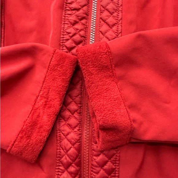 Jones New York Red Outerwear Faux Fur Hooded Mixed Media Velour Pile Coat - $180 - Picture 10 of 13
